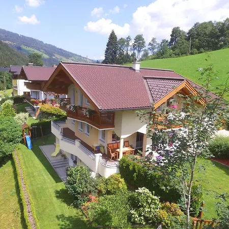 Apartament In Near Amade *