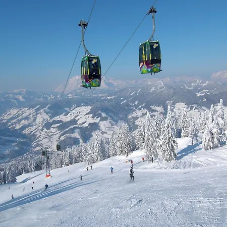 Apartament In Near Amade *