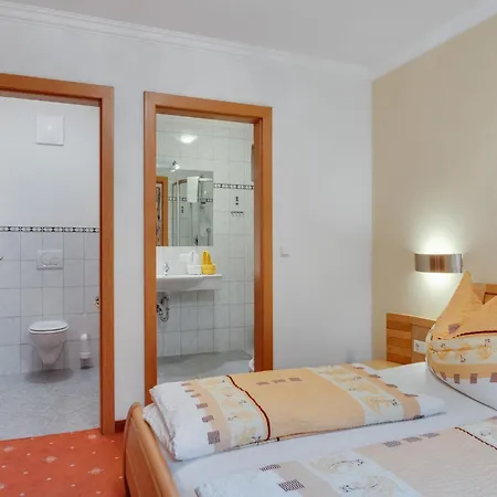 In Near Amade クライナル