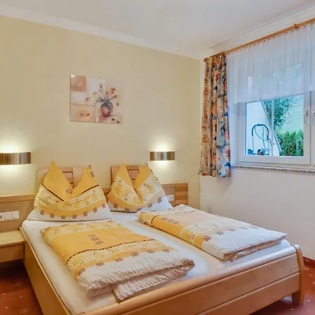 In Near Amade Kleinarl