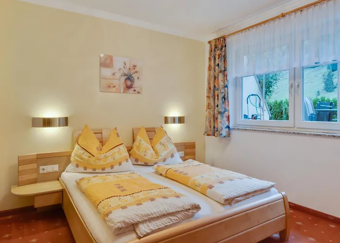 In Near Amade Kleinarl